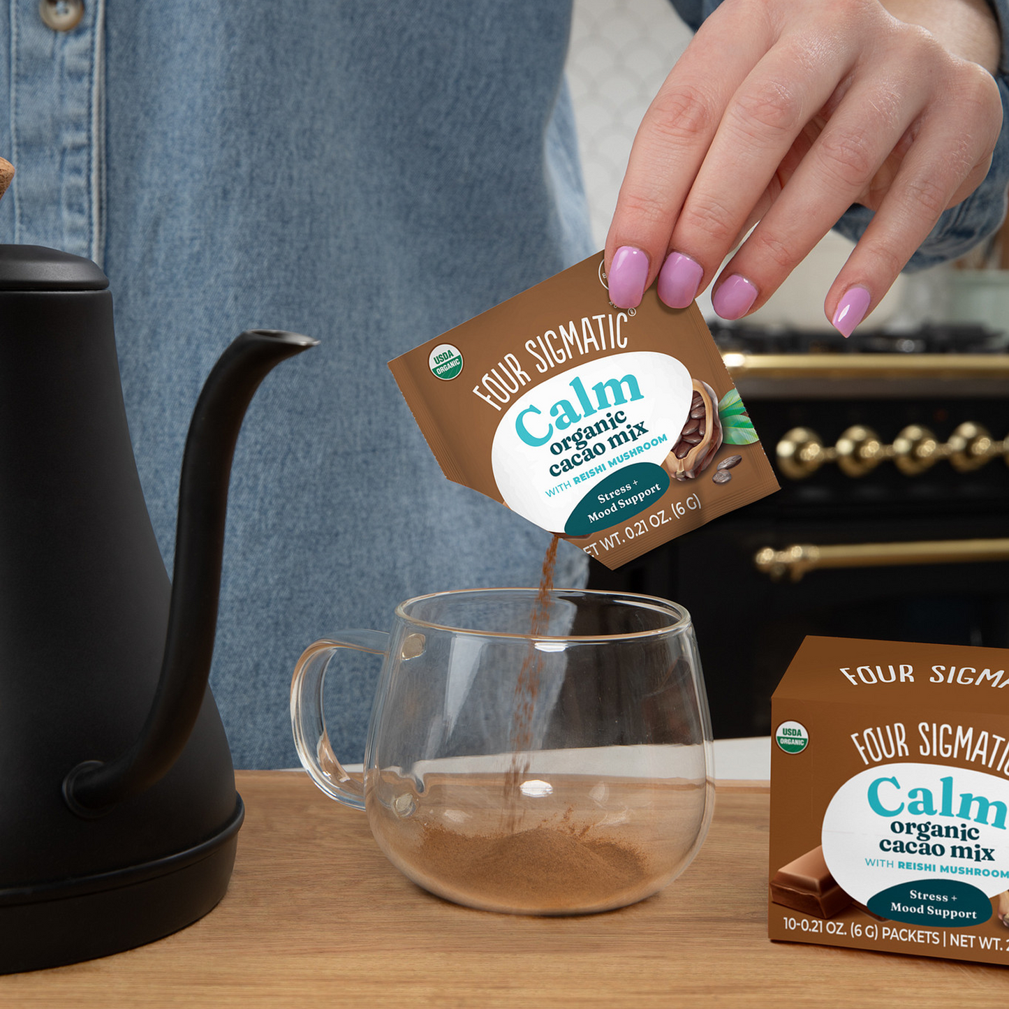 calm-cacao-packets-q5 calm-cocoa-ss-lifestyle-2026_1.png